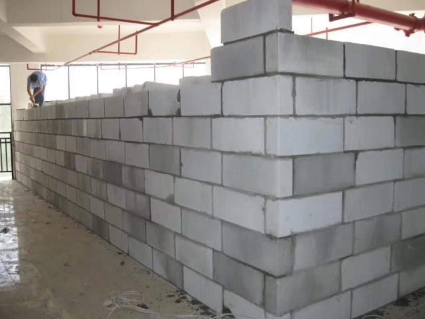 纳雍蒸压加气混凝土砌块承重墙静力和抗震性能的研究